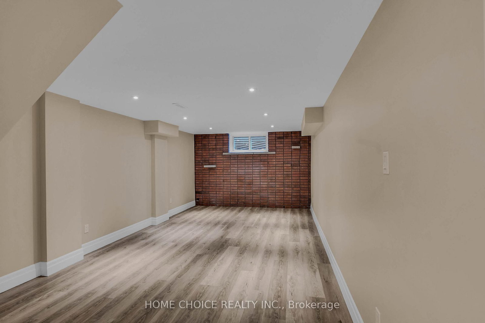 43 Golfwood Heights E • Toronto, ON photo 35