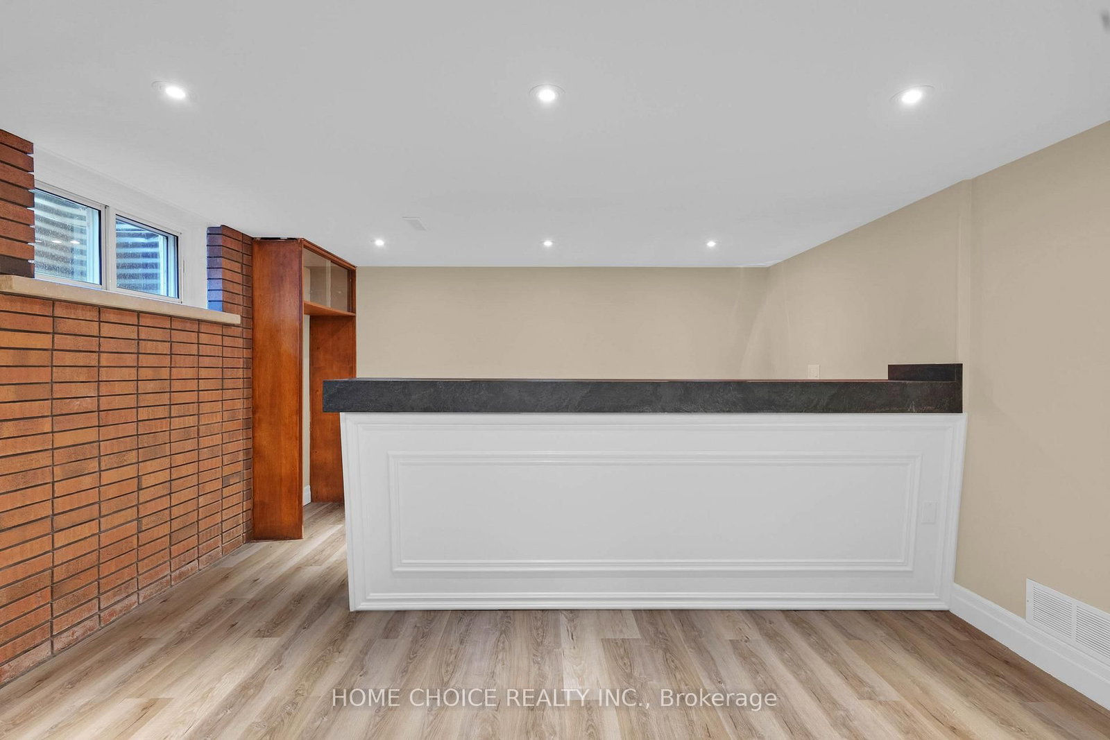 43 Golfwood Heights E • Toronto, ON photo 37