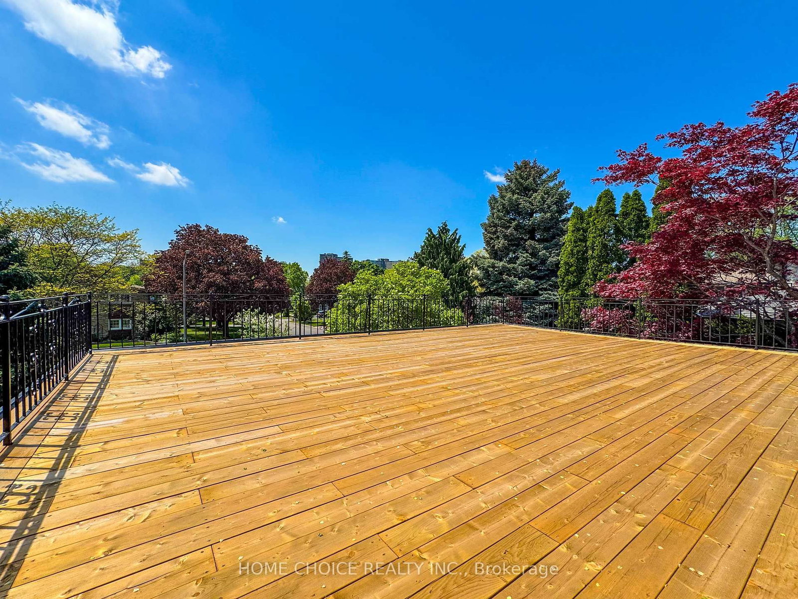43 Golfwood Heights E • Toronto, ON photo 46