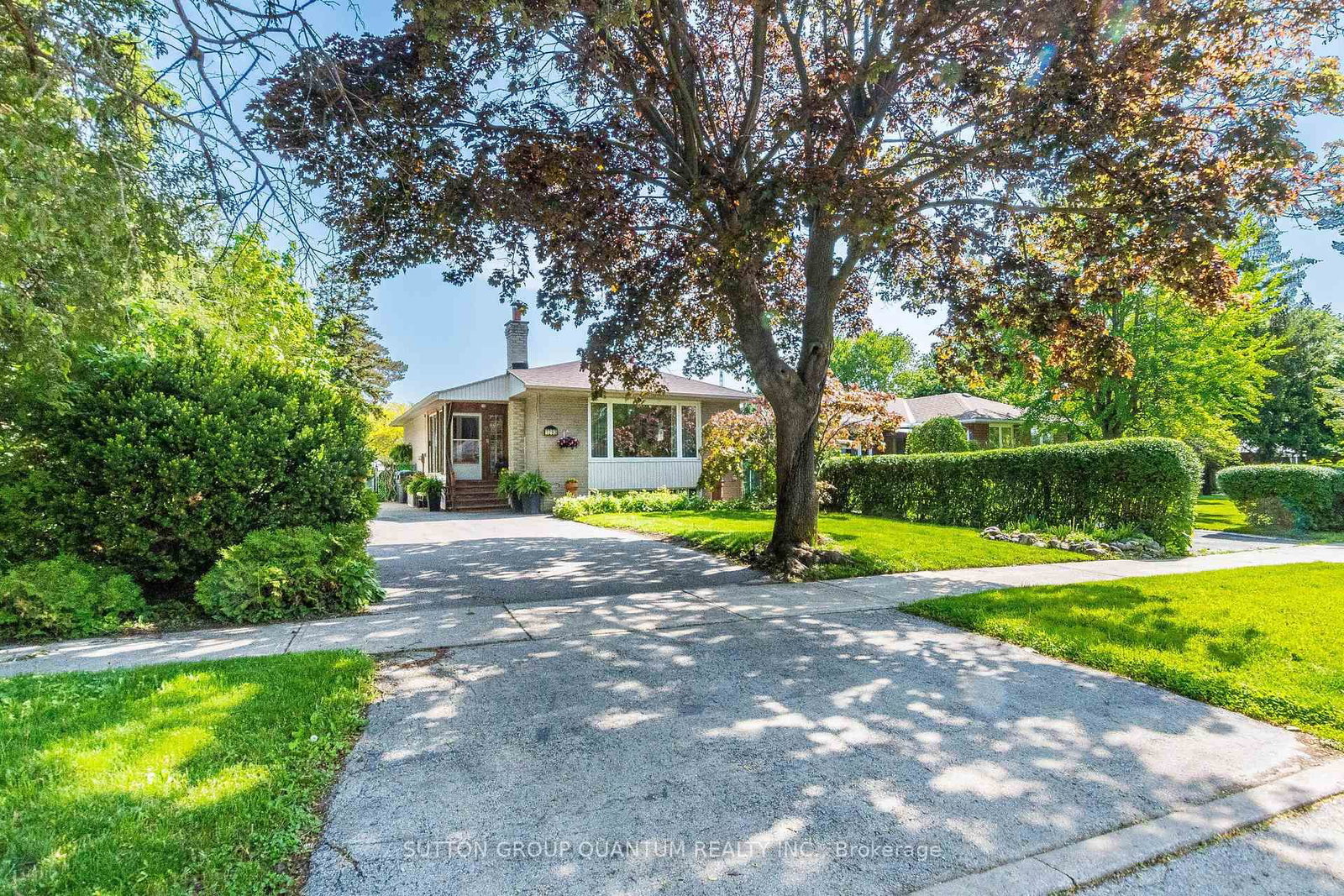 1293 Daimler Road • Mississauga, ON photo 1