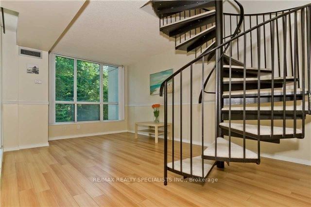2565 Erin Centre Mississauga,ON L5M 6Z8 — Photo 10