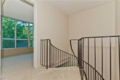 2565 Erin Centre Mississauga,ON L5M 6Z8 — Photo 17