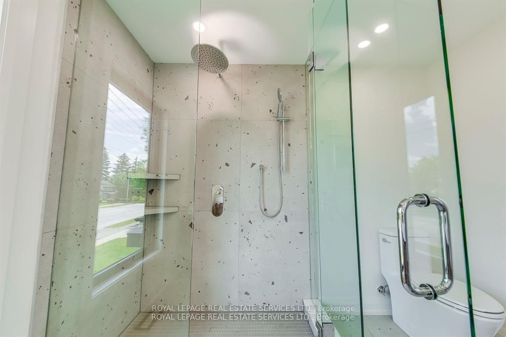 559 Walkers Line • Burlington, ON photo 36