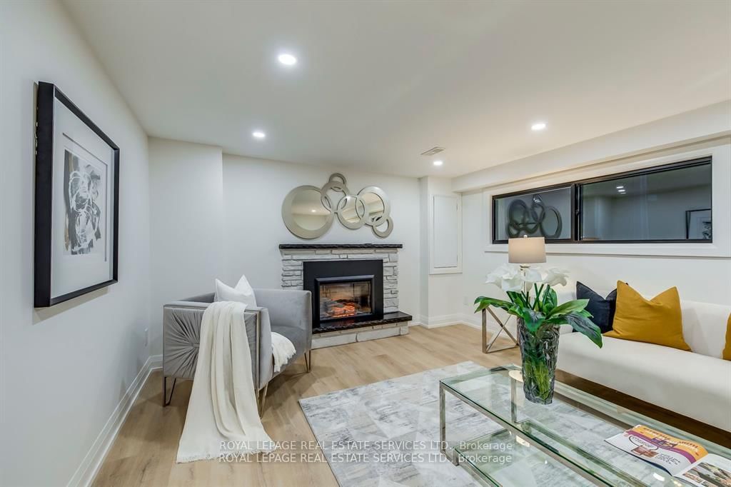 559 Walkers Line • Burlington, ON photo 39
