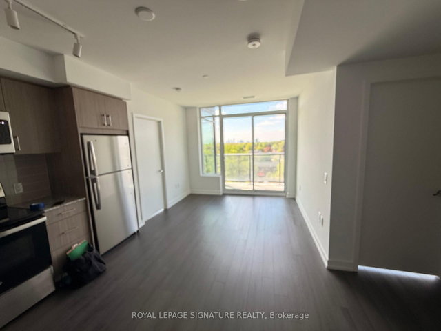 622 - 4010 Eglinton Avenue W