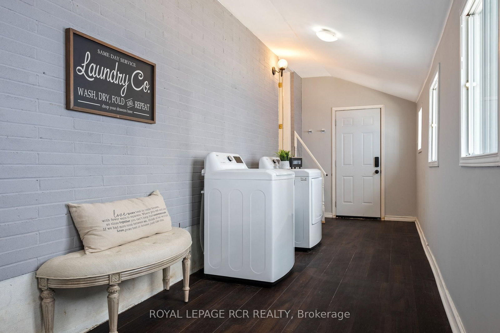 77 Zina Street • Orangeville, ON photo 10
