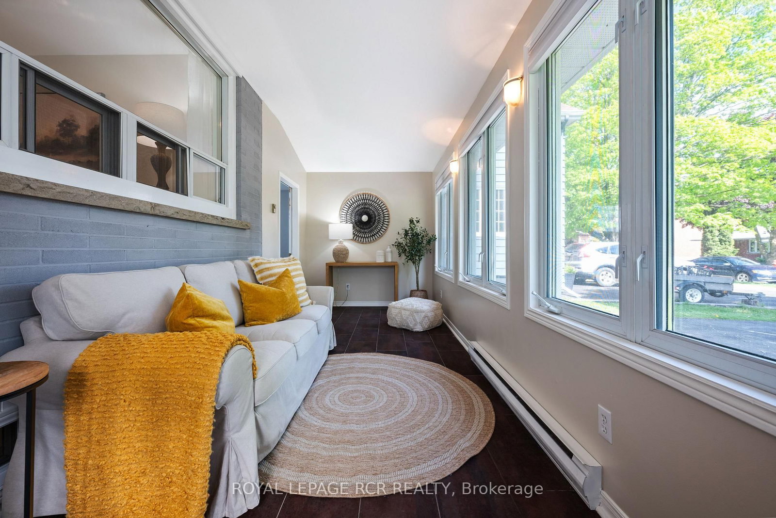 77 Zina Street • Orangeville, ON photo 6