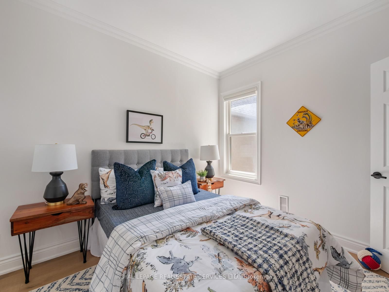 15 Melville Avenue • Toronto, ON photo 19