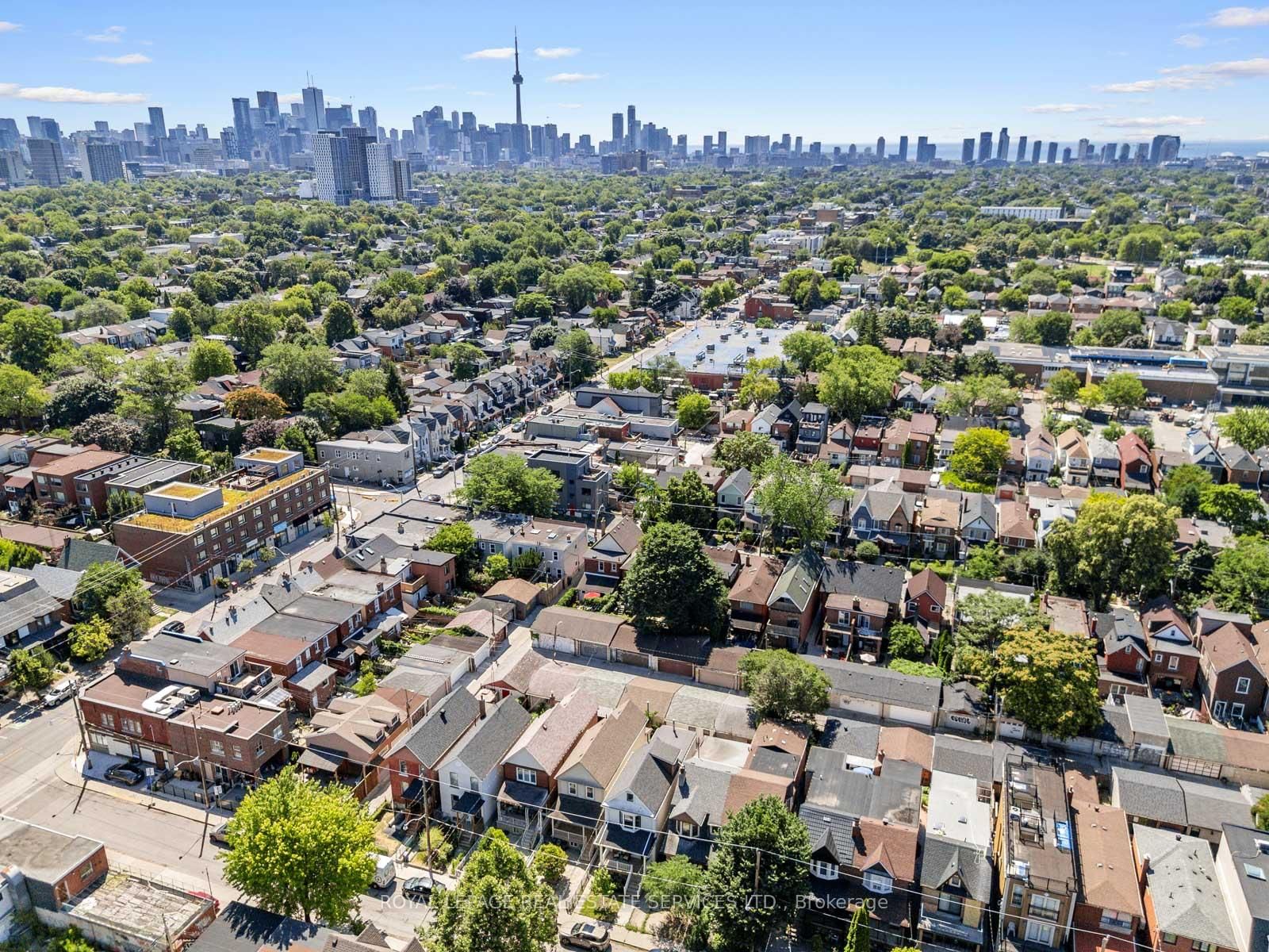 15 Melville Avenue • Toronto, ON photo 31