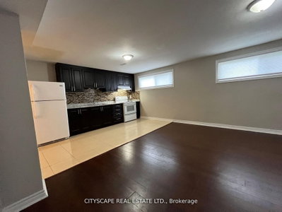Unit Bsmt — 2 Leslie Street — photo 2