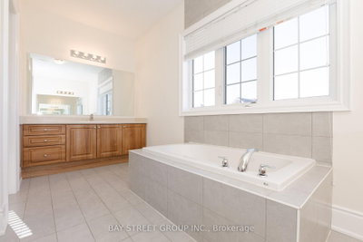 3127 Streamwood Oakville,ON L6H 0T2 — Photo 29
