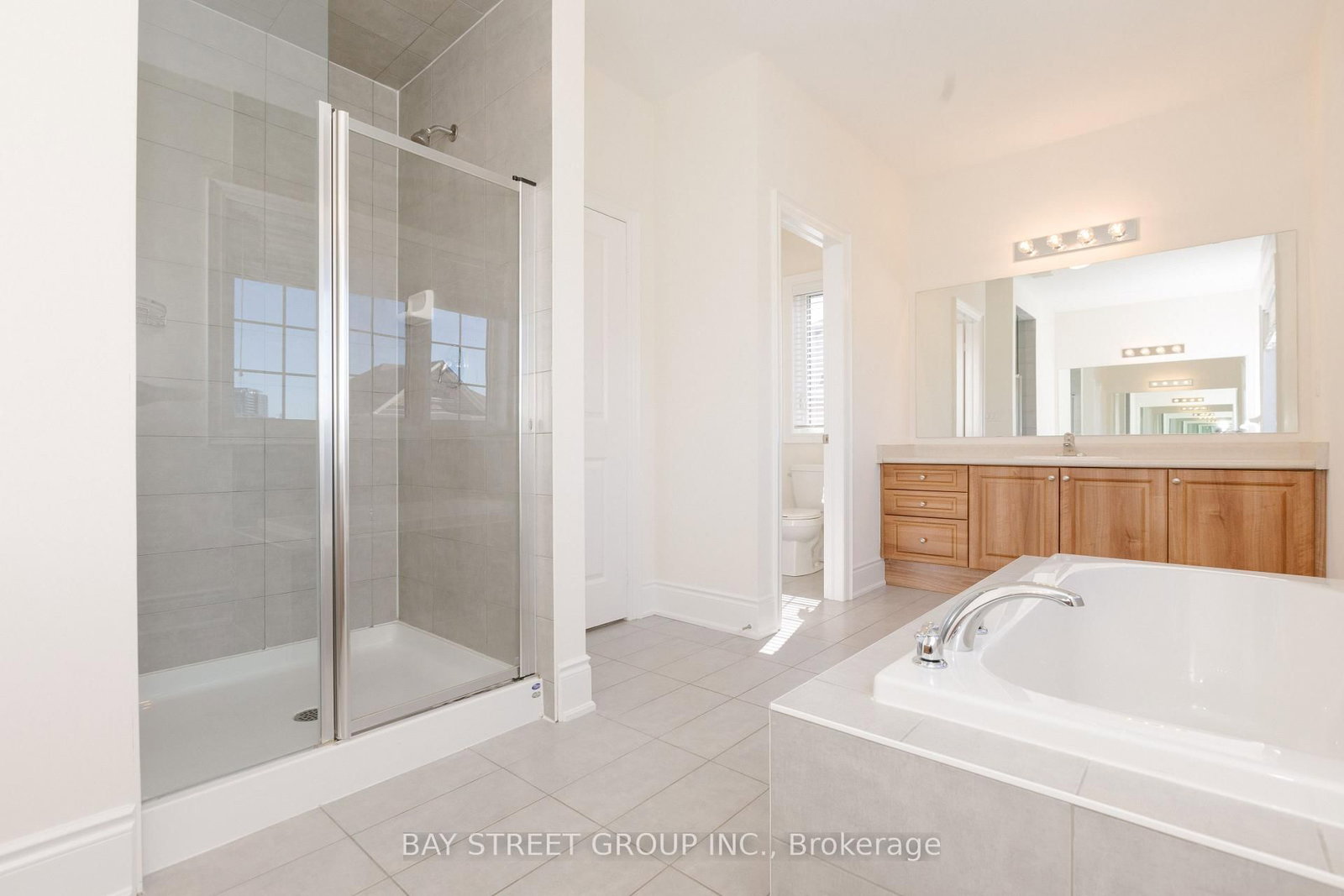 3127 Streamwood Oakville,ON L6H 0T2 — Photo 30