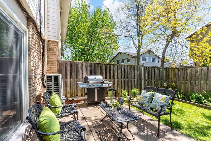 6540 Falconer Mississauga,ON L5N 1M1 — Photo 39