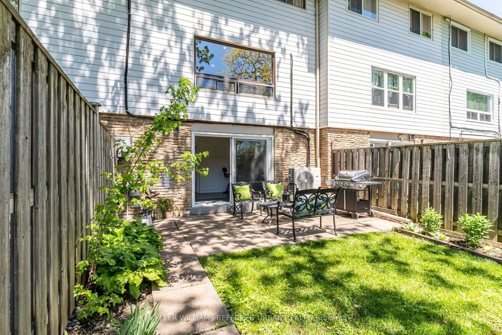 6540 Falconer Drive • #64 • Mississauga, ON photo 41