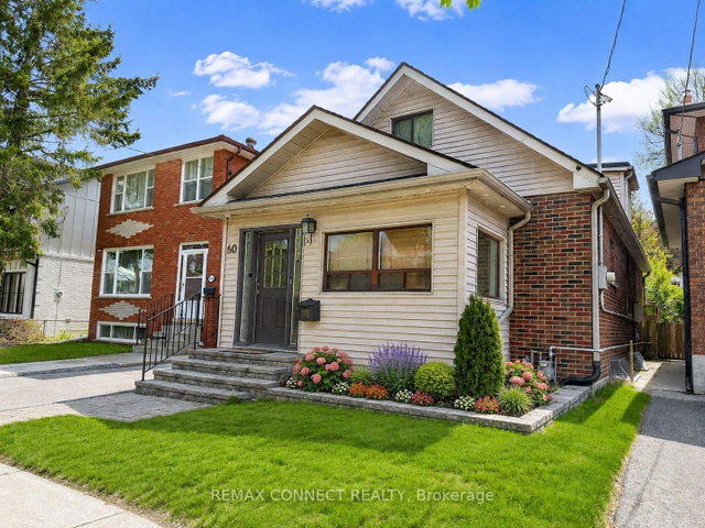 60 Woodbury Road