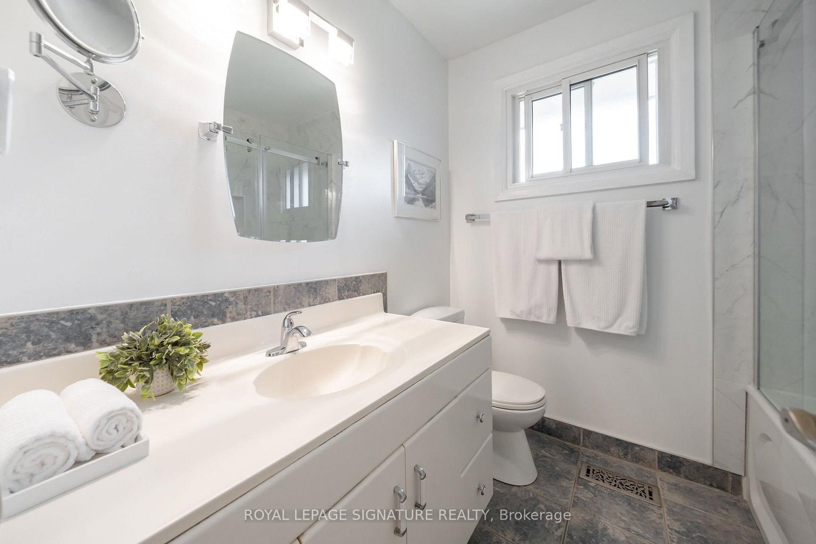 2002 Ingledale Road • Mississauga, ON photo 19