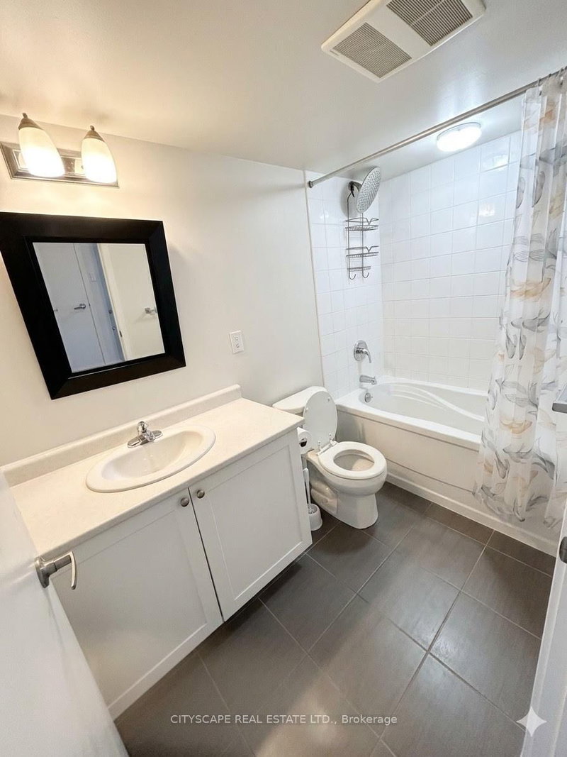 816 Lansdowne Toronto,Ontario M6H 4K6 — Photo 15