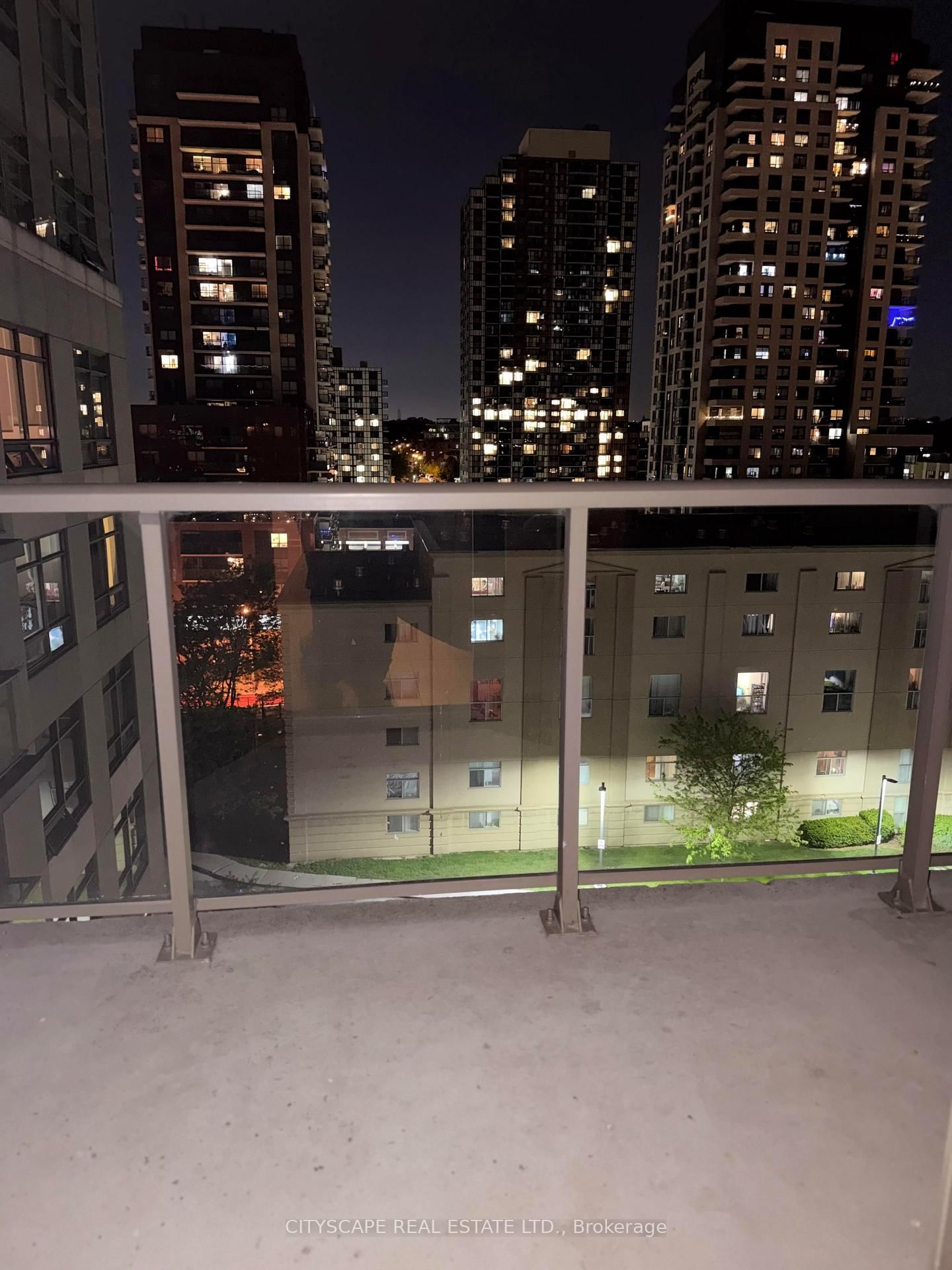 816 Lansdowne Toronto,Ontario M6H 4K6 — Photo 16