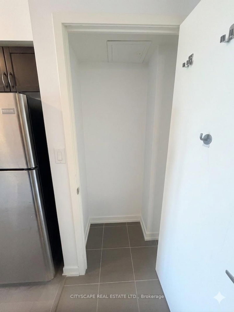 816 Lansdowne Toronto,Ontario M6H 4K6 — Photo 3