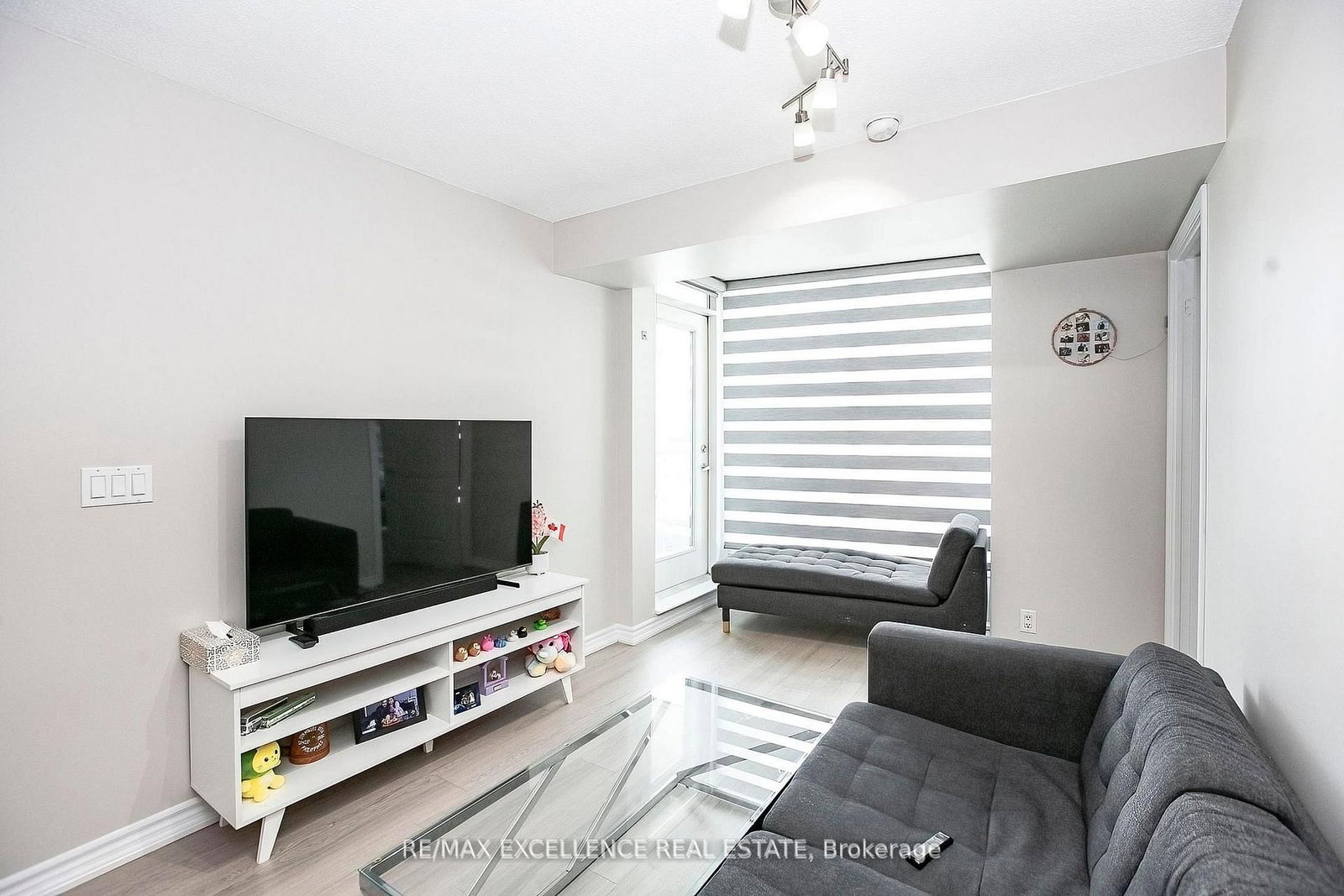 33 Elm Drive, Unit 2102 - Photo 17