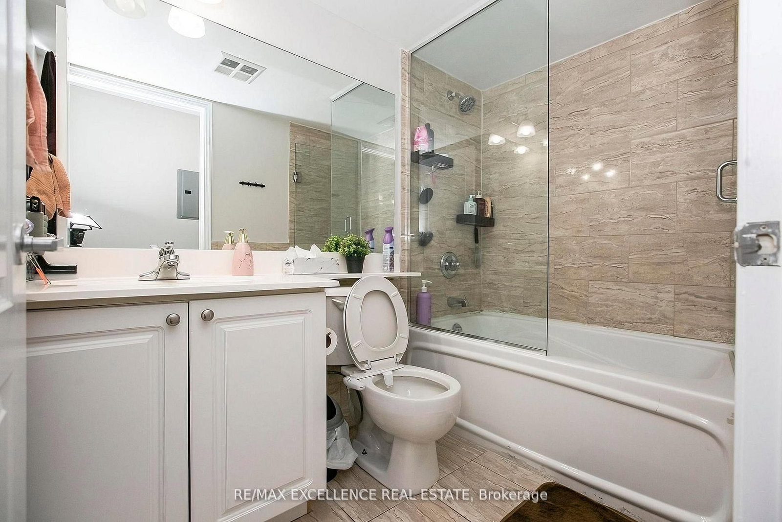 33 Elm Drive, Unit 2102 - Photo 28