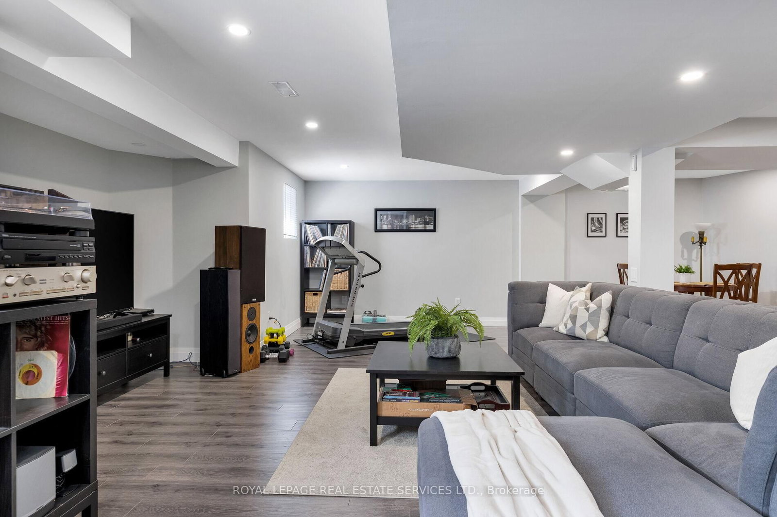 147 Innville Crescent • Oakville, ON photo 35
