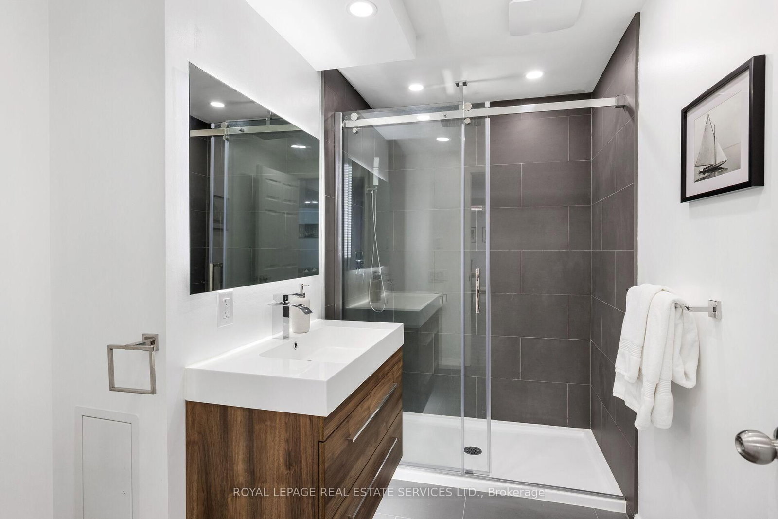 147 Innville Crescent • Oakville, ON photo 37