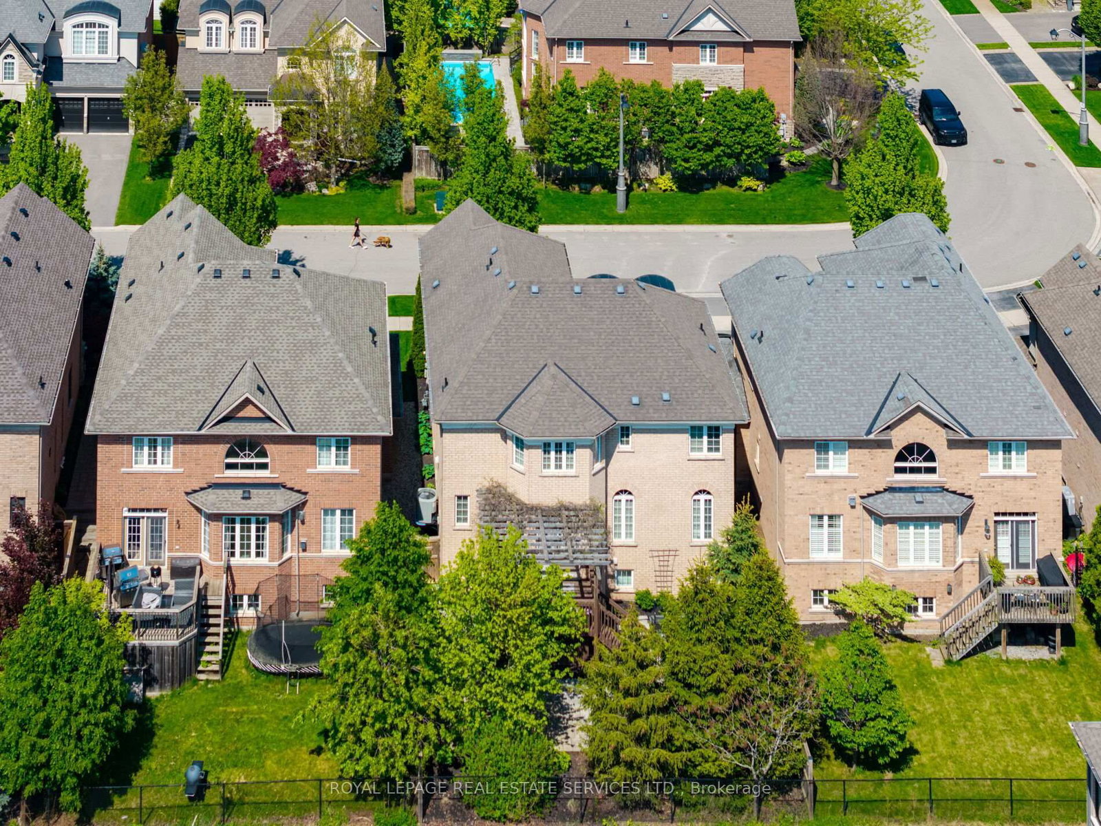 147 Innville Crescent • Oakville, ON photo 45