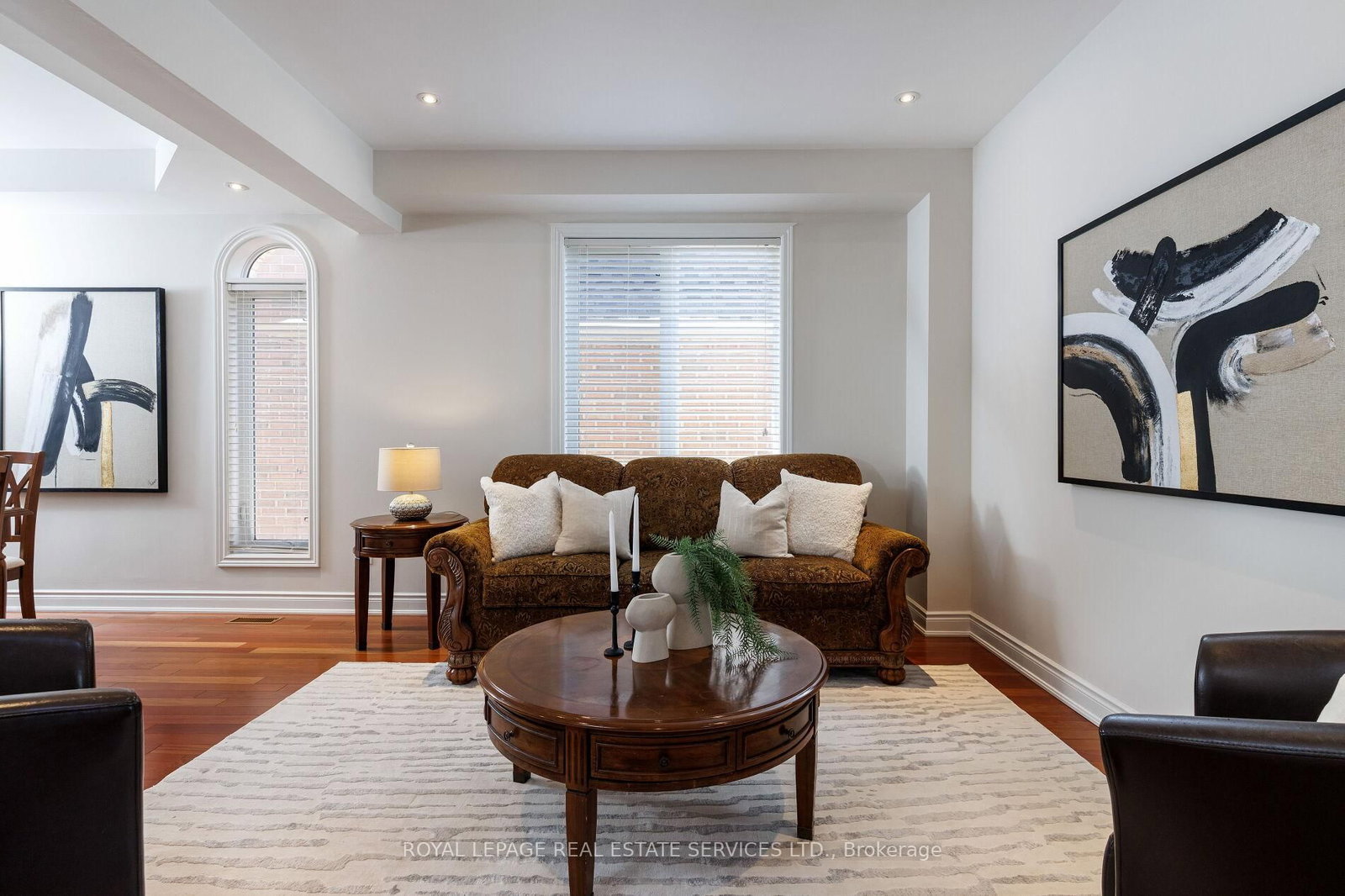 147 Innville Crescent • Oakville, ON photo 8