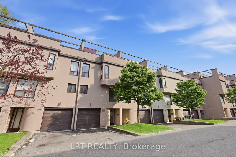 24 Reid Dr #21, Mississauga, Ontario