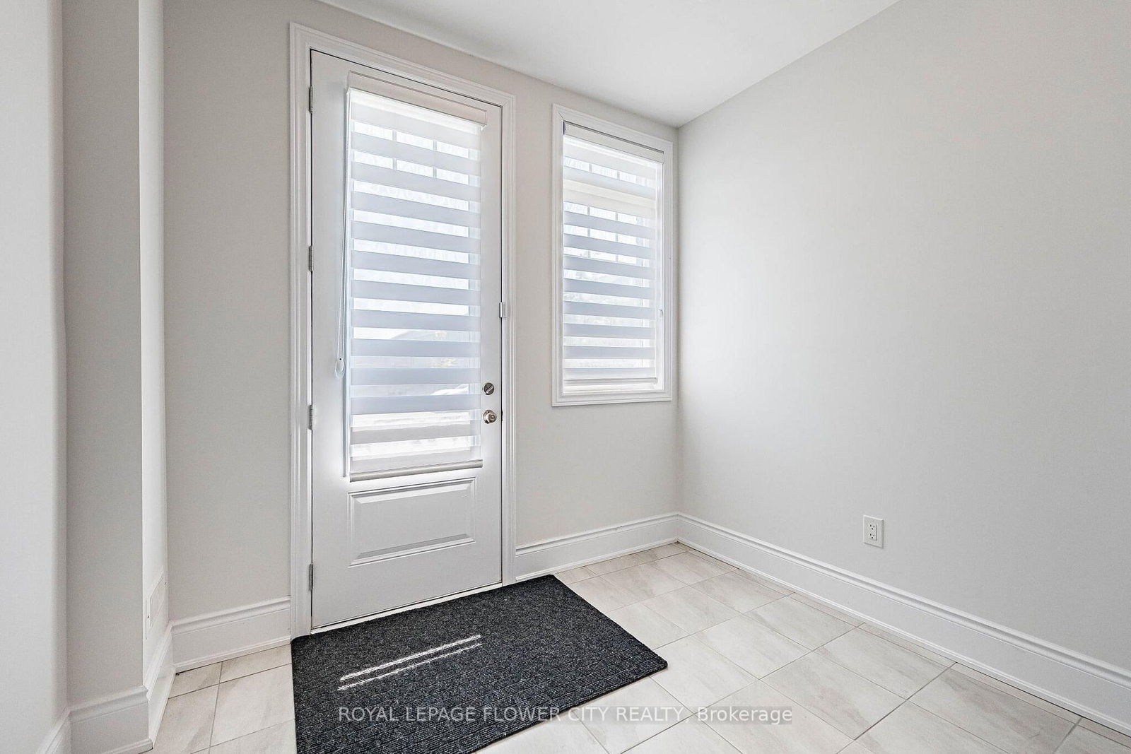 14 Richard Oxtoby Road • Caledon, ON photo 3