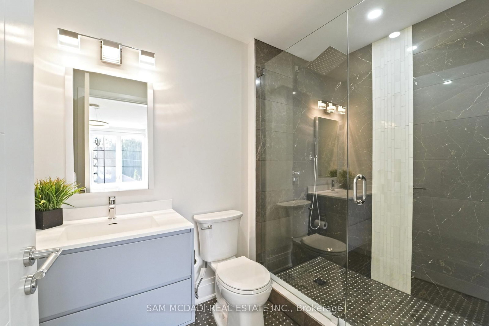 11B Maple Avenue N • Mississauga, ON photo 30