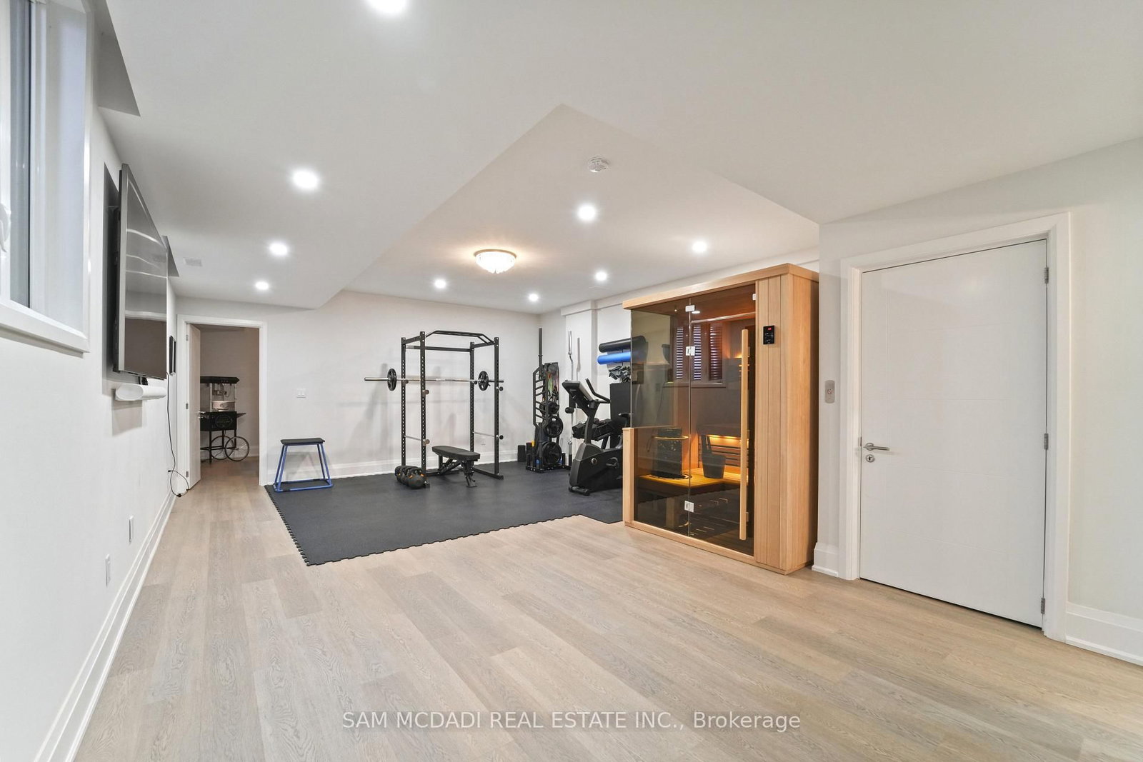 11B Maple Avenue N • Mississauga, ON photo 36