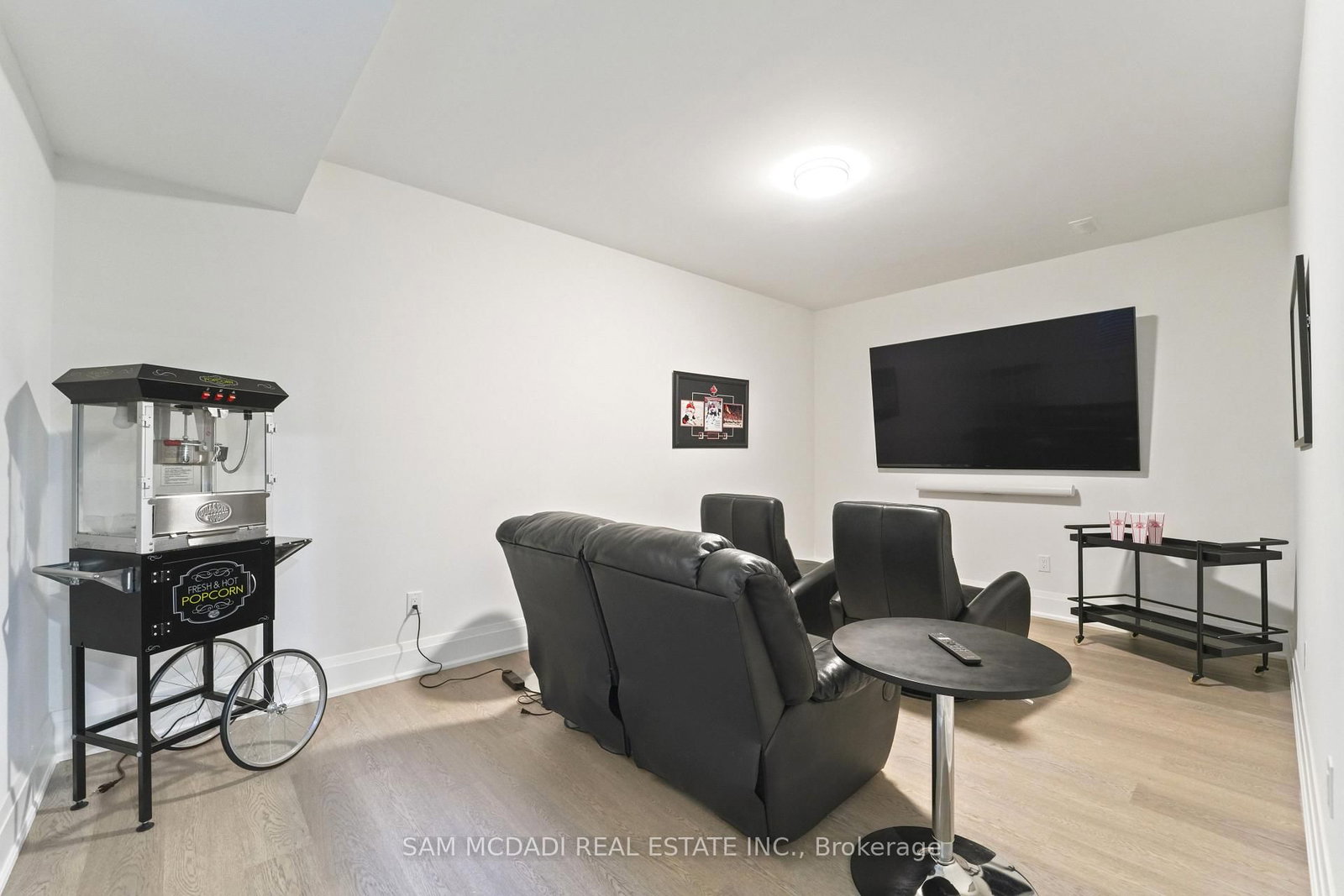 11B Maple Avenue N • Mississauga, ON photo 38