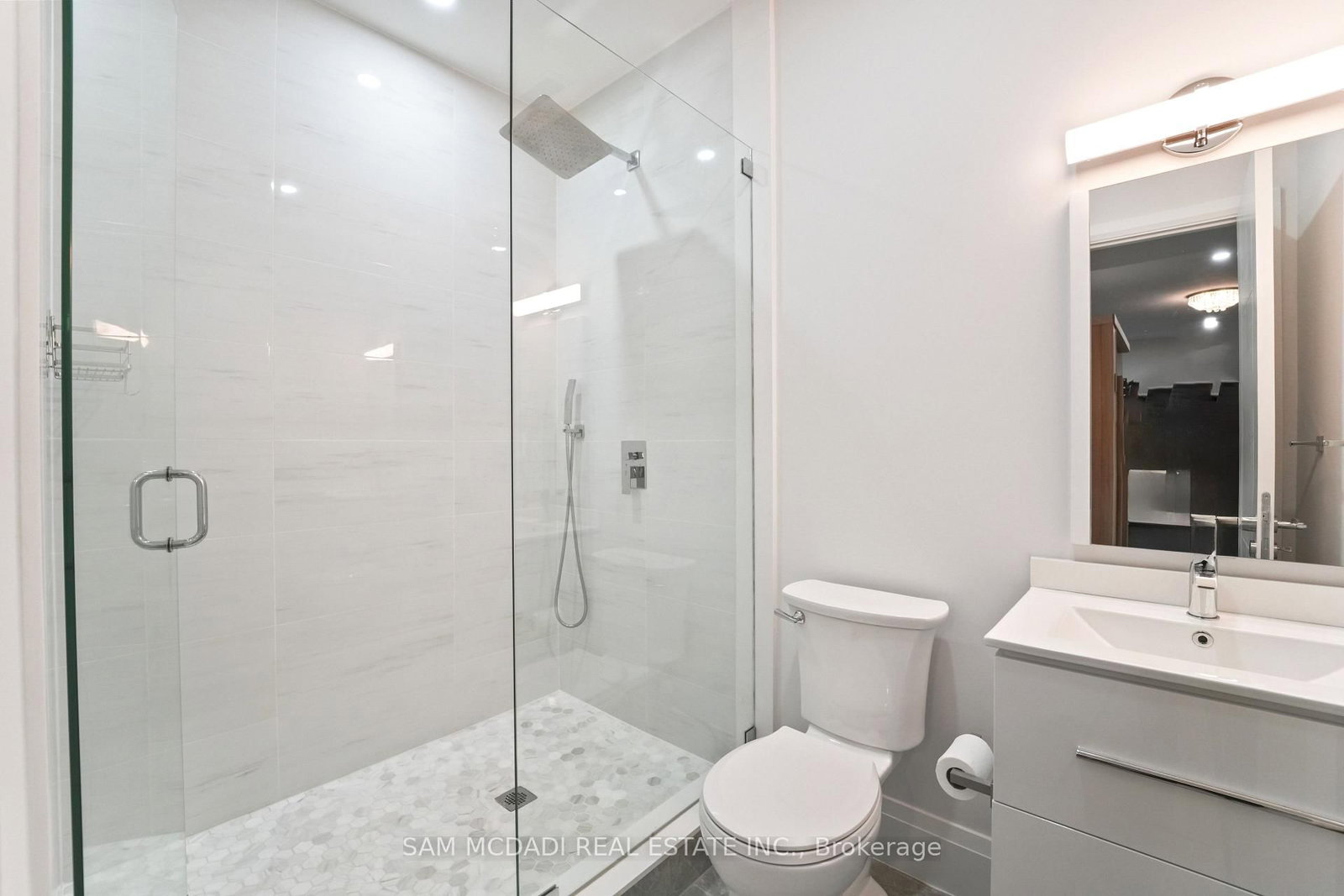11B Maple Avenue N • Mississauga, ON photo 42