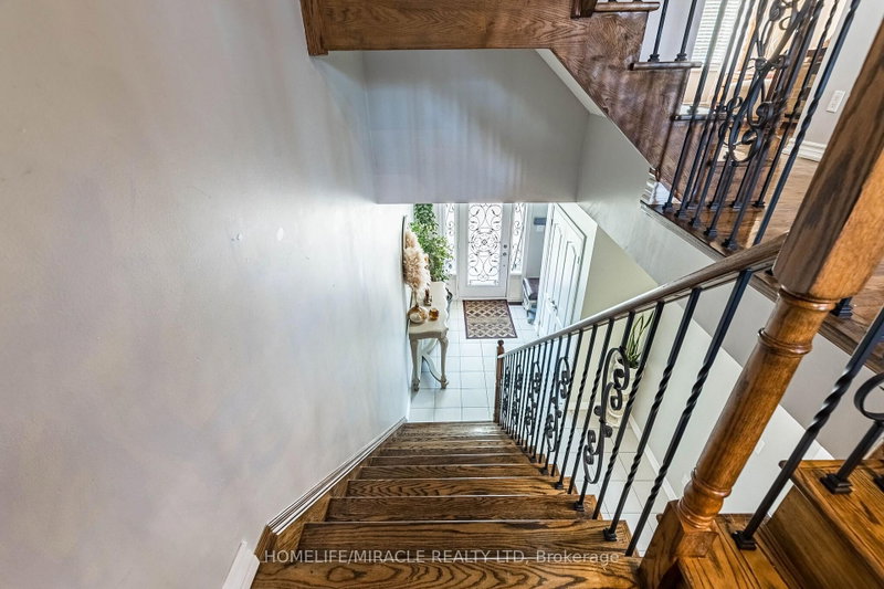 244 Andrews Milton,ON L9T 6S6 — Photo 4