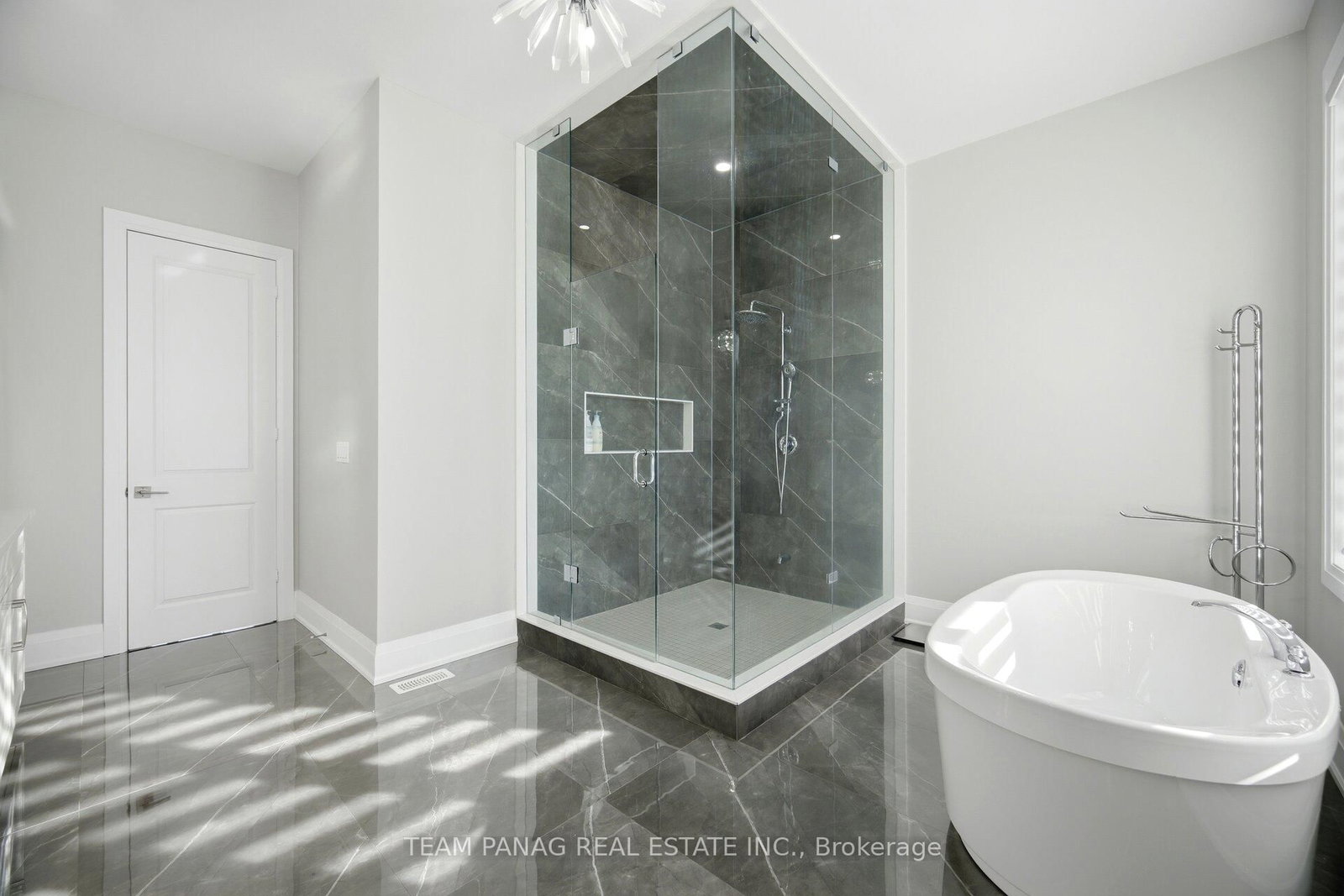20 Stinson Street • Caledon, ON photo 25