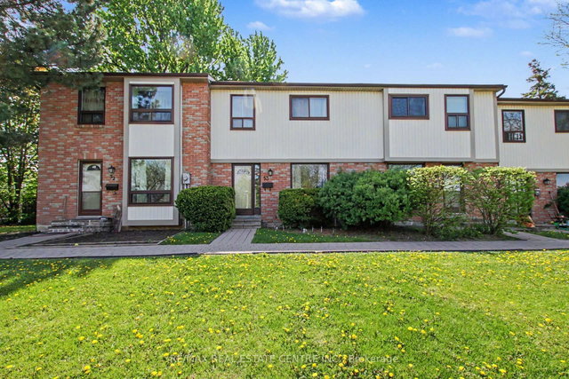 53 - 53 McMullen Crescent