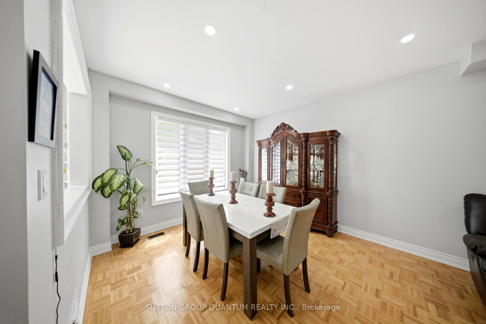 35 Devonsleigh Drive • Brampton, ON photo 12