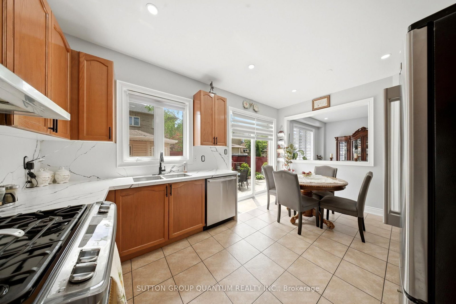 35 Devonsleigh Drive • Brampton, ON photo 15