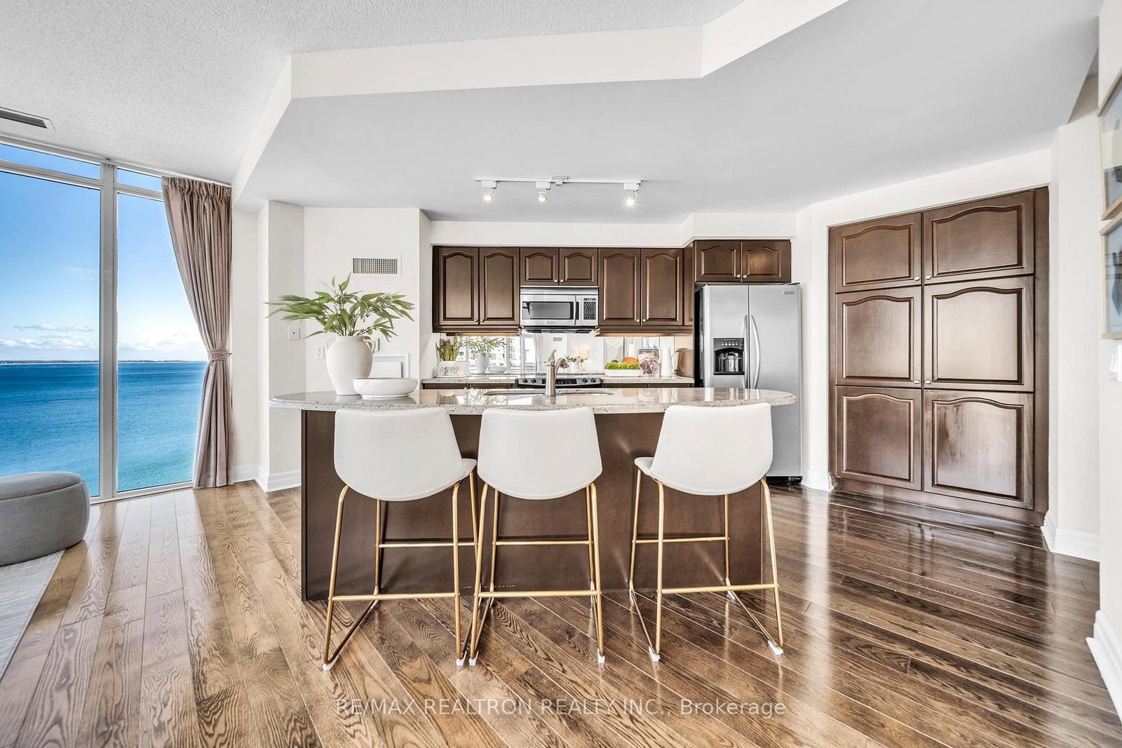 58 Marine Parade Drive • #1203 • Toronto, ON photo 10