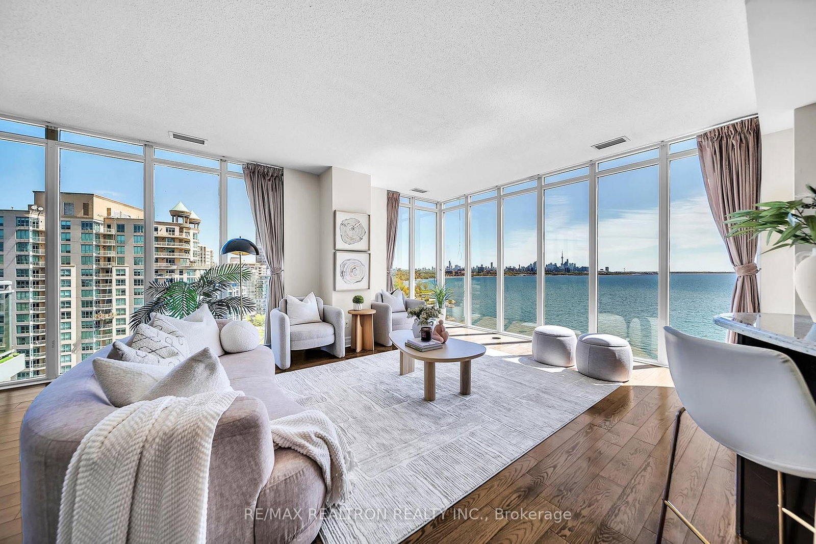 1203-58 Marine Parade Drive, Toronto, ON, photo 2