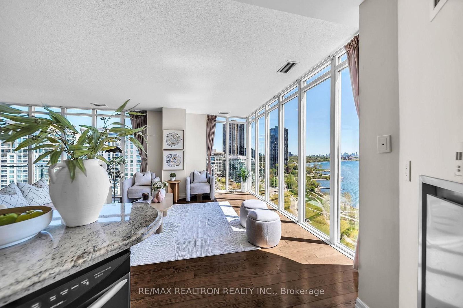 58 Marine Parade Drive • #1203 • Toronto, ON photo 24