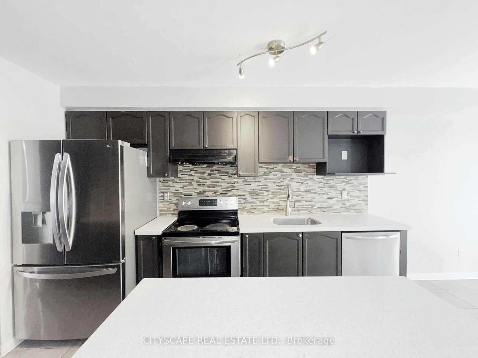 68 Vintage Brampton,ON L6X 5C2 — Photo 13