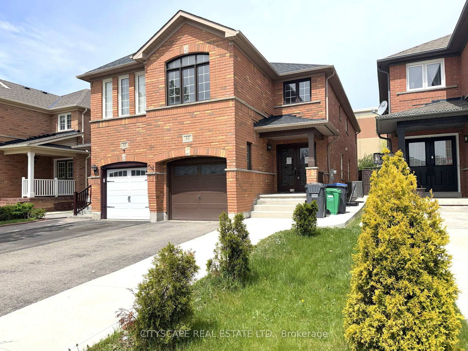 68 Vintage Brampton,ON L6X 5C2 — Photo 3