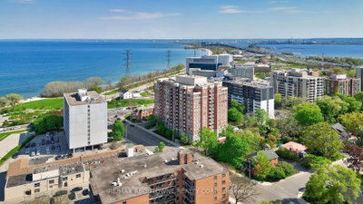 442 Maple Ave. Avenue • #606 • Burlington, ON photo 3