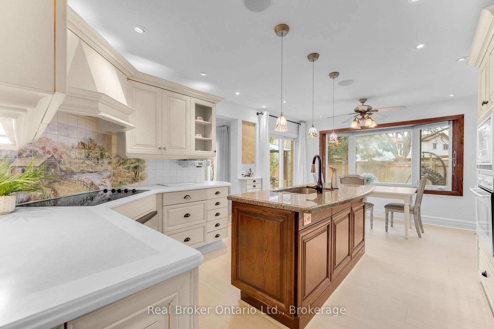 6366 Miller's Grove • Mississauga, ON photo 12