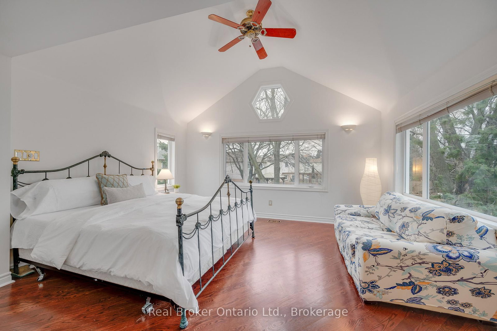 6366 Miller's Grove • Mississauga, ON photo 24