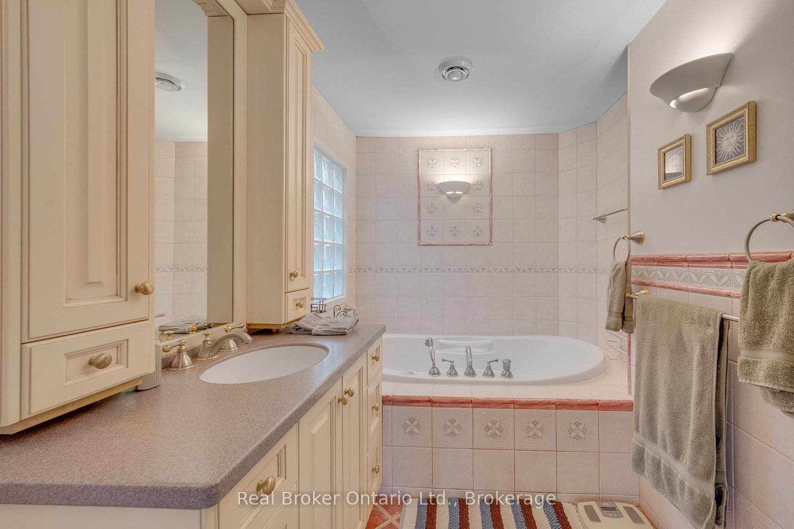 6366 Miller's Grove • Mississauga, ON photo 26