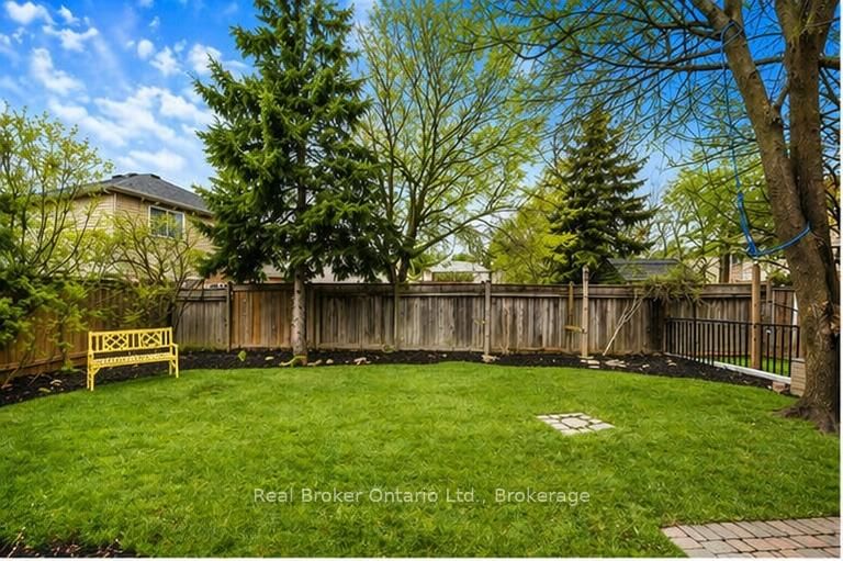 6366 Miller's Grove • Mississauga, ON photo 44